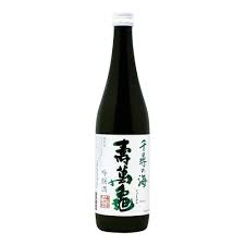 Amazon.co.jp: 亀田酒造 粋な吟醸酒 千尋の海 寿萬亀720ml : 食品・飲料・お酒