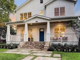 Plaster walls, lefroy brooks fixtures, and custom, historic tile in addition to an entire new kitchen and all modern amenities added while staying true to the original style of the home. Sold 306 Aurora Street Houston Tx 77008 4 Beds 3 Full Baths 1 Half Bath 1 150 000
