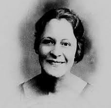 Margaret Lefevre's Instagram, Twitter & Facebook