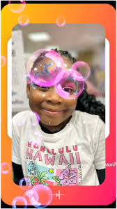 Profil de Missy Sparkles Face painting