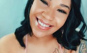 Kamilah Smith's Instagram, Twitter & Facebook