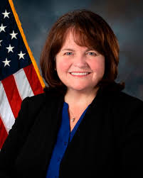 Kristen Fletcher's Instagram, Twitter & Facebook