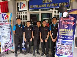 9/13/2019 0 comments buletin v smat edisi 6 tahun 2019 telah berjaya diterbitkan. Job Bunting Sticker Tapak Kaki Info Project Design Facebook