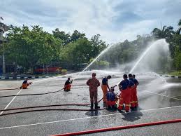 Sekiranya anda, seorang warganegara malaysia yang cukup syarat kelayakan dan berumur tidak kurang daripada 18 tahun pada tarikh tutup. Jabatan Jabatan Bomba Dan Penyelamat Malaysia Putrajaya Facebook