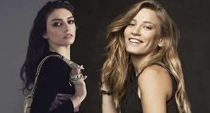 İkilinin 2001 yılına ait fotoğrafları aralarındaki 18 yaş farkını gözler önüne serdi. Hazar Erguclu Serenay Sarikaya Cem Yilmaz Aski Hakkinda Konustu Magazinn Com