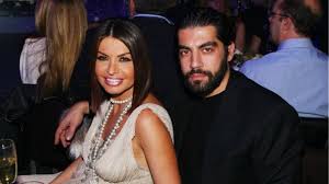 H νίνα λοτσάρη στην παράσταση mata hari στο rex ερμηνεύει το if i never sing another song. De Xwrizw Anakoinwse H Nina Lotsarh