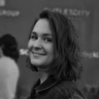 Lisa Baum's Instagram, Twitter & Facebook