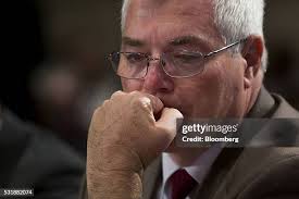 457 Ntsb Investigator Photos & High Res Pictures