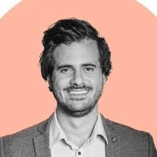 Julian Hooper's Instagram, Twitter & Facebook