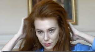 'kiralık aşk' dizisiyle şöhreti yakalayan güzel oyuncu elçin sangu, sezonun yorgunluğunu tayland tatilinde atıyor. Elcin Sangu Makyajsiz Hali
