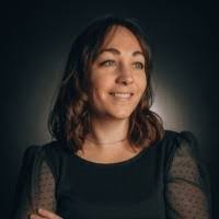 Kevin Lirette's Instagram, Twitter & Facebook