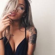 Jasmine Prado (jasmeeenaaa)