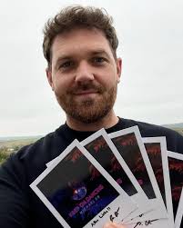 Michael Eb (@michaelebmusic) • Instagram photos and videos