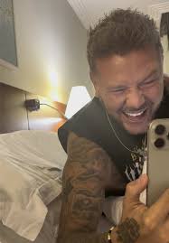 Adam Oakley's Secret Conversations with Robots 🤖