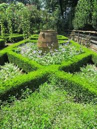 The Velvet Boxwood Beautiful Gardens Gorgeous Gardens Parterre Garden