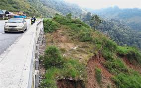 It is approximately 85km from ipoh or about 200km from kuala lumpur. Camerons Fire Dept Prepared For Landslides The Star