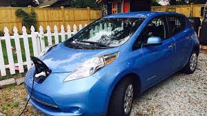 Nissan leaf i (ze0/aze0) 30kwh. Life With A Used Nissan Leaf The First Month