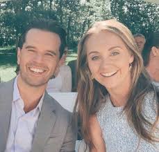 𝗦𝗔𝗬 𝗬𝗘𝗦 𝗜𝗙 𝗬𝗢𝗨 𝗟𝗢𝗩𝗘 US ON HEARTLAND💕❤️