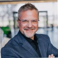 Gus Reyes Email & Phone Number