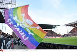 Öffentliche führungen (nicht an heimspieltagen und während auswärtsspielen des fc st. Fc St Pauli Verurteilt Regenbogen Verbot Scharf Mopo