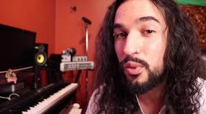 Esse cara gravou "Smells Like Teen Spirit" como se fosse o Evanescence