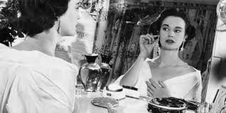 Diese schlagzeile erwähnt anderson cooper, marlon brando, frank sinatra, cornelius vanderbilt und über gloria vanderbilt und cnn, . Gloria Vanderbilt Im Alter Von 95 Jahren Gestorben