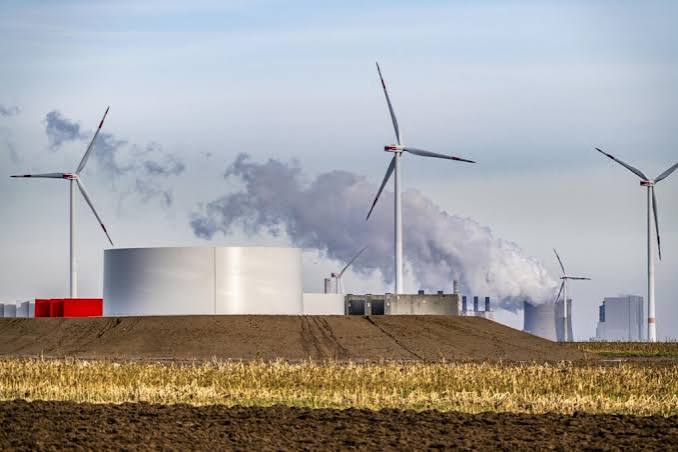 Analysis: Wind and solar power overtake fossil fuels in Germany for first time ever - Carbon Brief