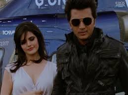 Ritesh Deshmukh With Hot Zarine Khan Housefull 2 Youtube Malaika arora khan is ready for her next item song? ritesh deshmukh with hot zarine khan housefull 2