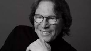 Artista de traço único, um gênio": amigos se despedem de Cao Hering, ícone  de Blumenau que morreu nesta sexta-feira