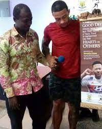 Memphis depay is a french social media star who has gained populairty through the eponymous instagram account. Saddick Adams On Twitter Former Manchester United Winger Memphis Depay Has Visited Ghana His Father S Native Land Depay Has Been Here For Some Days And Today Attended An Event Where He Promised