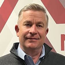 Derek Kane's Instagram, Twitter & Facebook