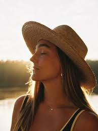 SIROCCO ~ STRAW COWBOY HAT 🌼 Worn by @alladinfaily in it's right element.  Available