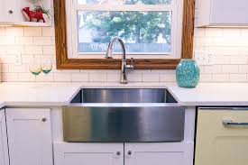 choosing kitchen faucet finishes and