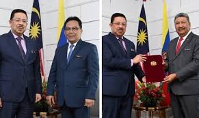 Beliau merupakan setiausaha kepada kabinet malaysia. Jamil Rakon Ke Ksm Wan Ahmad Dahlan Ksu Baharu Kdn Kool Fm