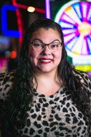 Sasha Hayes's Instagram, Twitter & Facebook