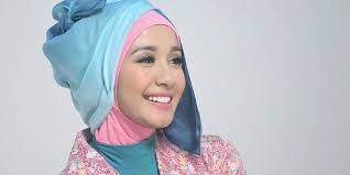 FOTO] Cantiknya Laudya Cynthia Bella di Poster Film Barunya