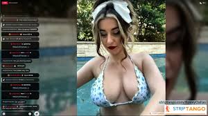 RoxxyDallas, Open Talk. Sign Up and Enter Live Chat Instantly in  StripTango,RoxxyDallas