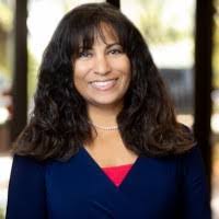 Amy Dray's Instagram, Twitter & Facebook