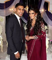 Curly Fries Amir Khan Gets Engaged To Faryal Makhdoom Asian Wedding Dress Indian Outfits Desi Fashion