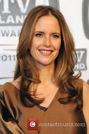Découvrez sa biographie, le détail de ses 35 ans de carrière et toute son actualité. Kelly Preston News Photos And Videos Contactmusic Com