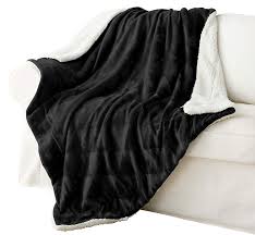 Buy top selling products like ugg® coco luxe throw blanket in charcoal and intelligent design king microlight plush blanket in black. Exclusivo Mezcla 127x178cm Large Throw Blanket Reversible Brushed Flannel Fleece Plush Sherpa Blanket Black Decorative Lightweight Soft And Warm Amazon Co Uk Kitchen Home