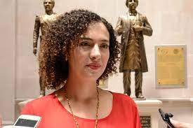 Hernandez and her musical associates (most notably andres renteria and carlos nino) take musical strands of all. Necesario Recurso Federal Para Tramos Carreteros Gaby Hernandez La Voz De Durango