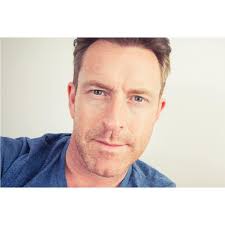 When did Earl Carpenter start making music?