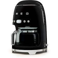 The smeg coffee machine comes with a small pot. Filter Coffee Machine Dcf02 By Smeg