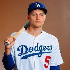 Why Am I Listening To Christmas Music Already Lol Corey Seager Corey Baseball Photo 5 Mlb Dodgers Losangelesdodgers Losangeles