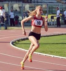 Ecco chi è gaia sabbatini, 21enne di teramo pronta a debuttare con indosso la maglia della nazionale. Gaia Sabbatini Stella Dei Campionati Regionali Under 16 L Atleta Teramana Vince I 1000 Metri E I 300 Metri Con Prestazioni Di Rilievo Nazionale