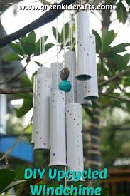 Diy Windchime From Upcycled Vitamin Bottles Green Kid Crafts Diy Wind Chimes Wind Chimes Green Crafts For Kids