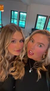 our friendship in a nutshell @tesseichenberger