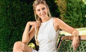 Medya patronu acun ilıcalı'dan boşanan şeyma subaşı, i̇talyan dj guido senia ile aşk yaşamış ve sonrasında geçtiğimiz aylarda ayrılmıştı. Seyma Subasi 3 Aylik Hamile