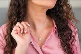 Clear off a nice large space on your kitchen counter and make sure the space you choose is well lit. Shopping Guide Diamond Jewelry Gifts Under 1 500